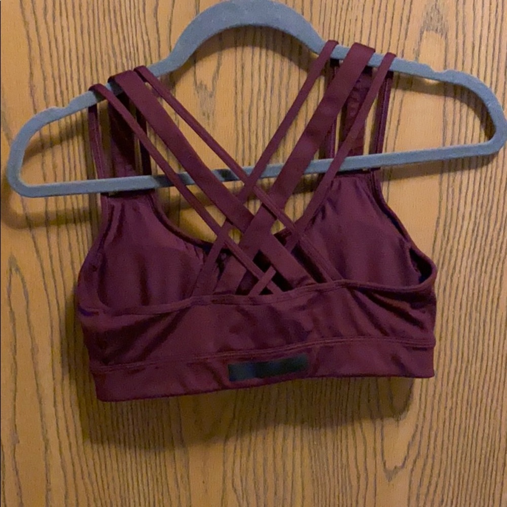 Sports bra - Picture 2 of 3